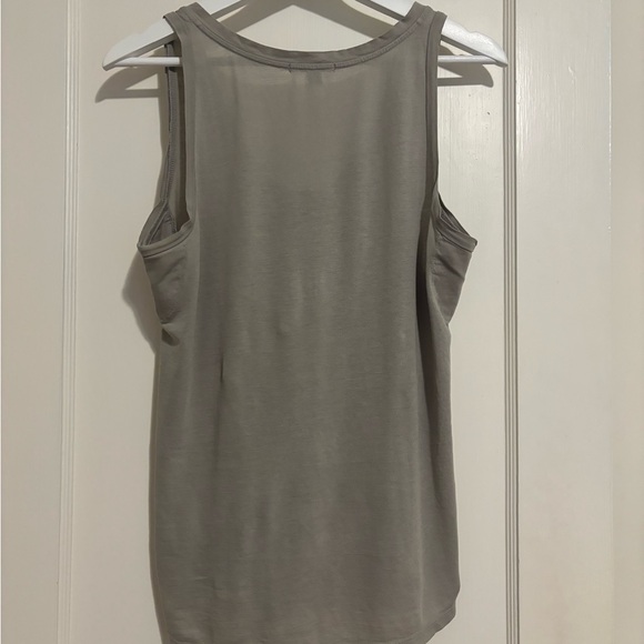 Standard James perse beige tank top button size 2 (medium) - Picture 2 of 11